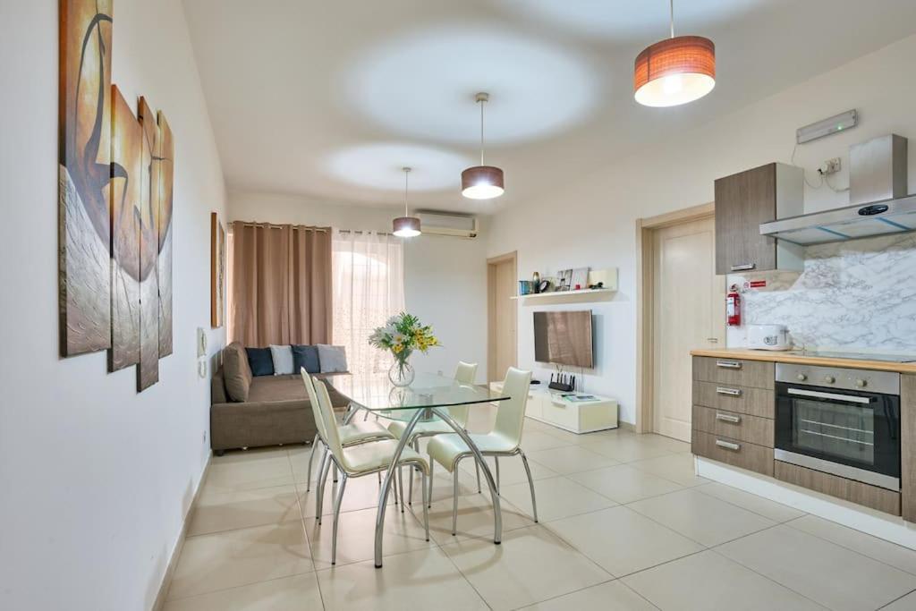Depiro Point Sliema Luxury Apartment Eksteriør billede